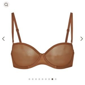 Skims ULTRA FINE MESH STRAPLESS BRA